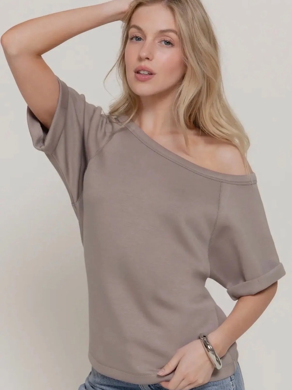 NWT Active USA Taupe Soft Scuba Boatneck Top – Small